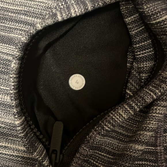 Lululemon Hooded Define Jacket Nulu Fabric - Picture 5 of 10